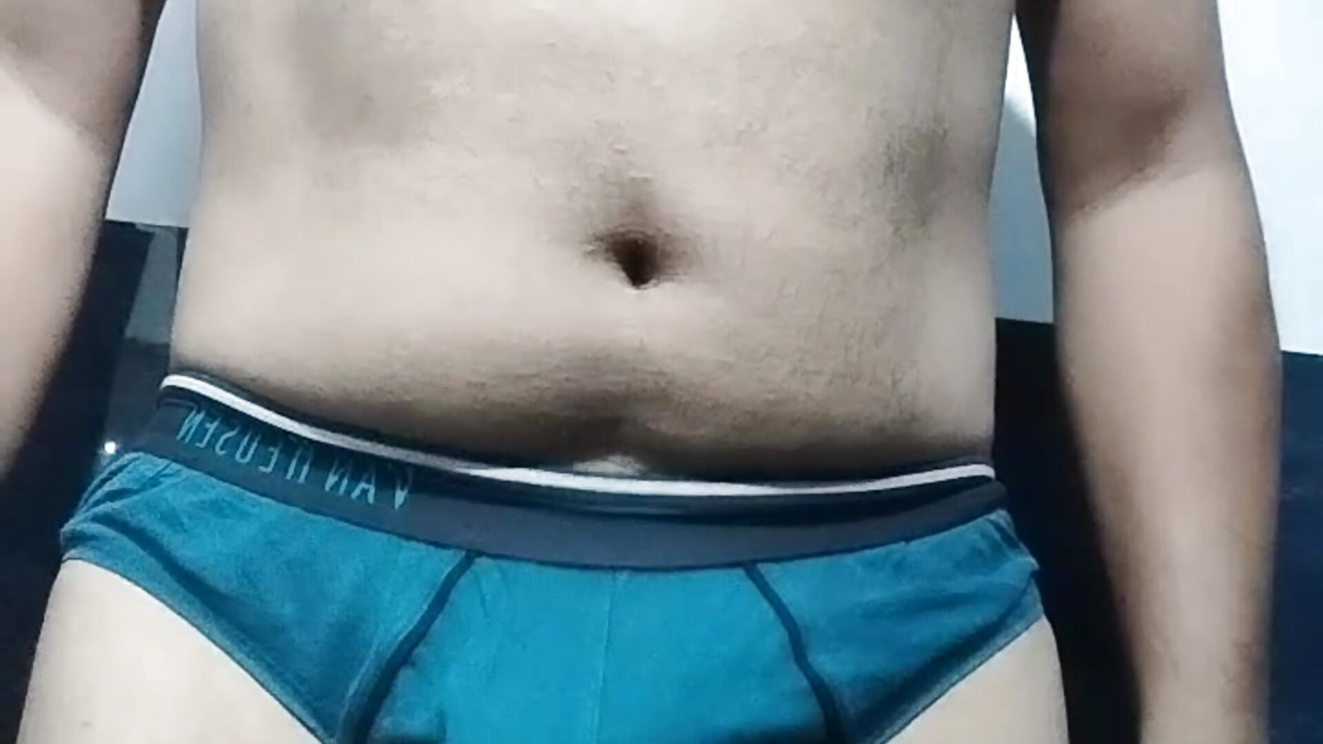 1000367716 – video od webkamerové modelky Steel_stud333