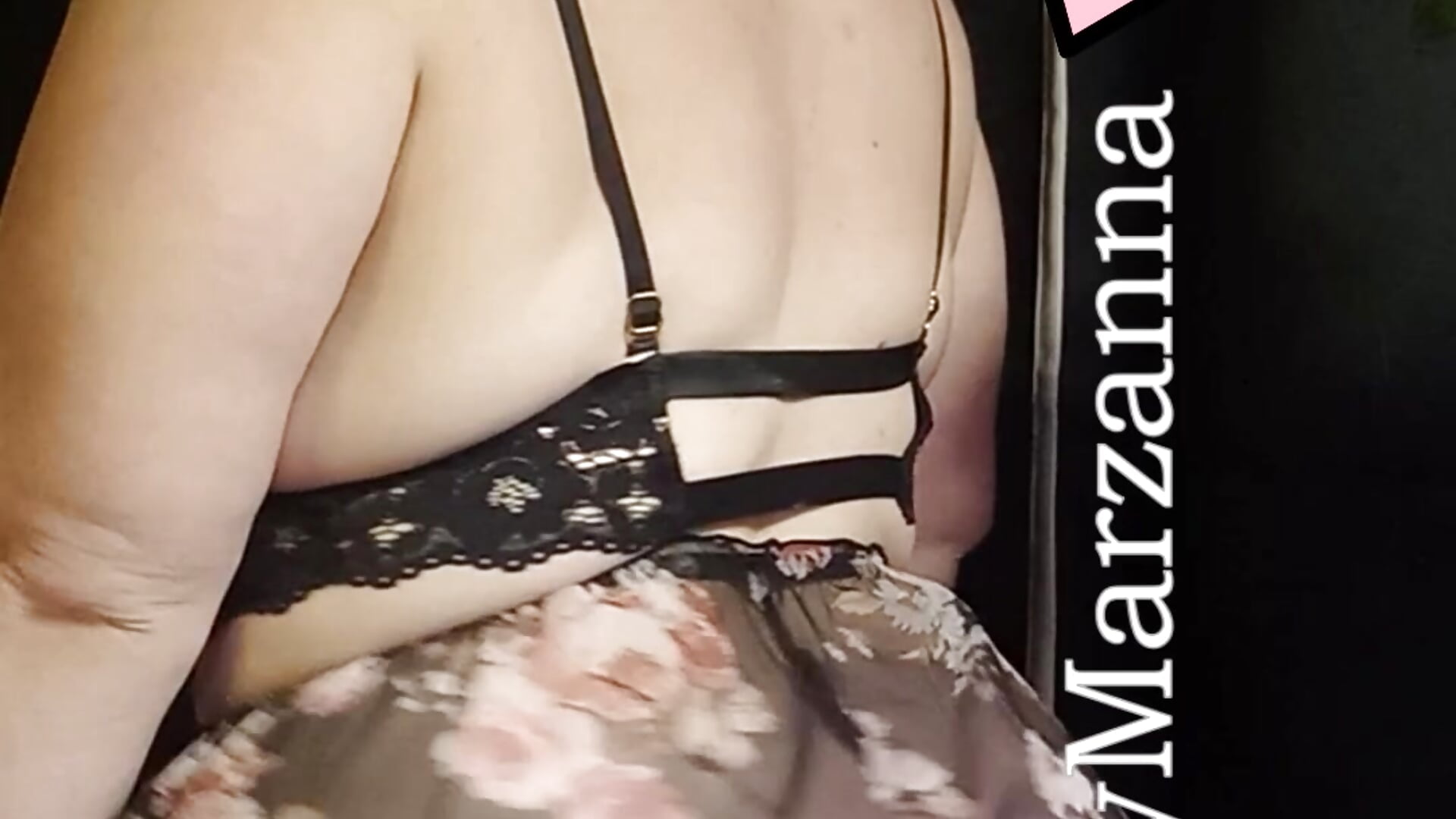 FlowerShortsShakeclip2 - video by LadyMarzanna cam model