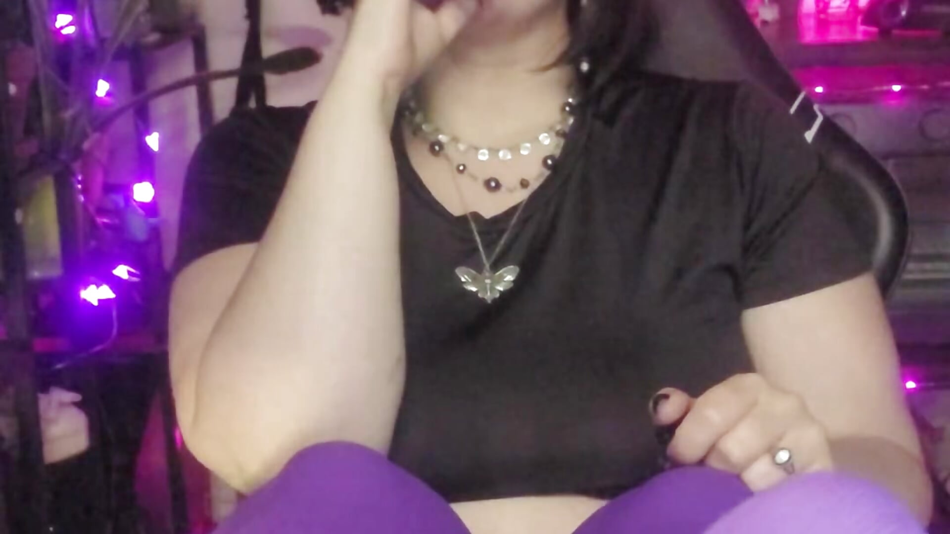 wiggly toes & blowing smoke in your face