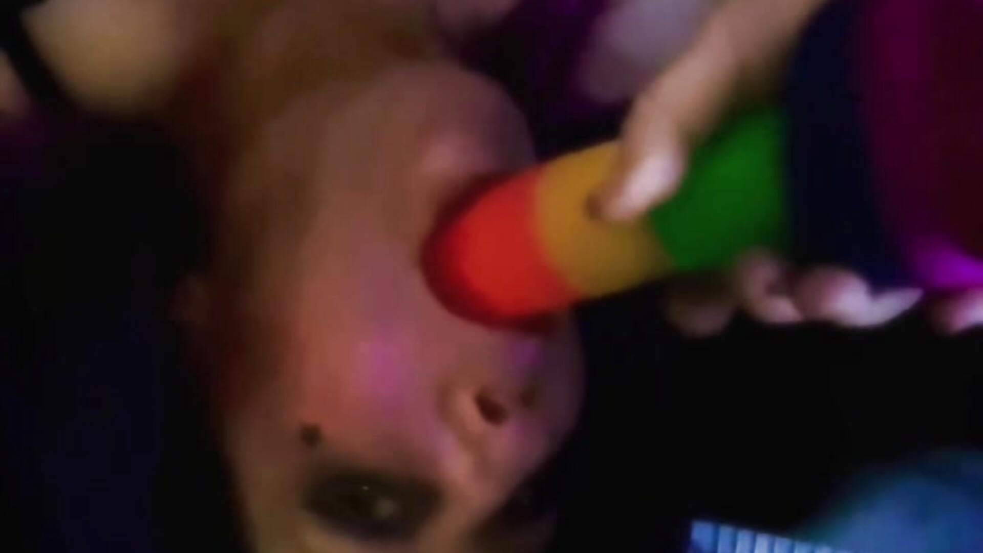 Dildo BlowJob - відео від вебкаммоделі LylaBlack