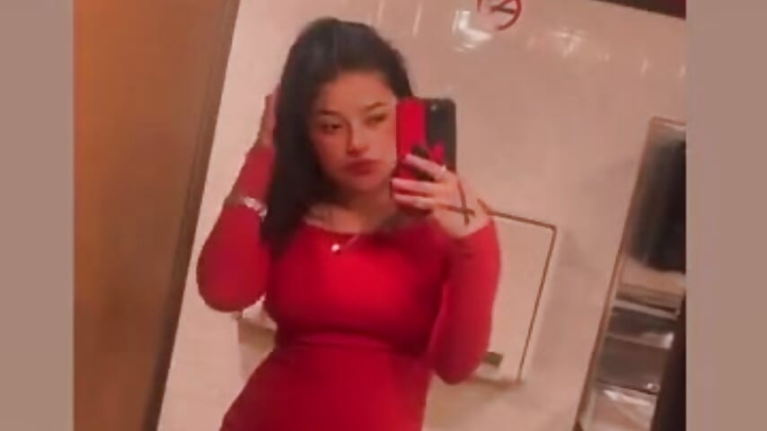 👀 — filmik realsexyIvonny, modela(-lki) na kamerkach