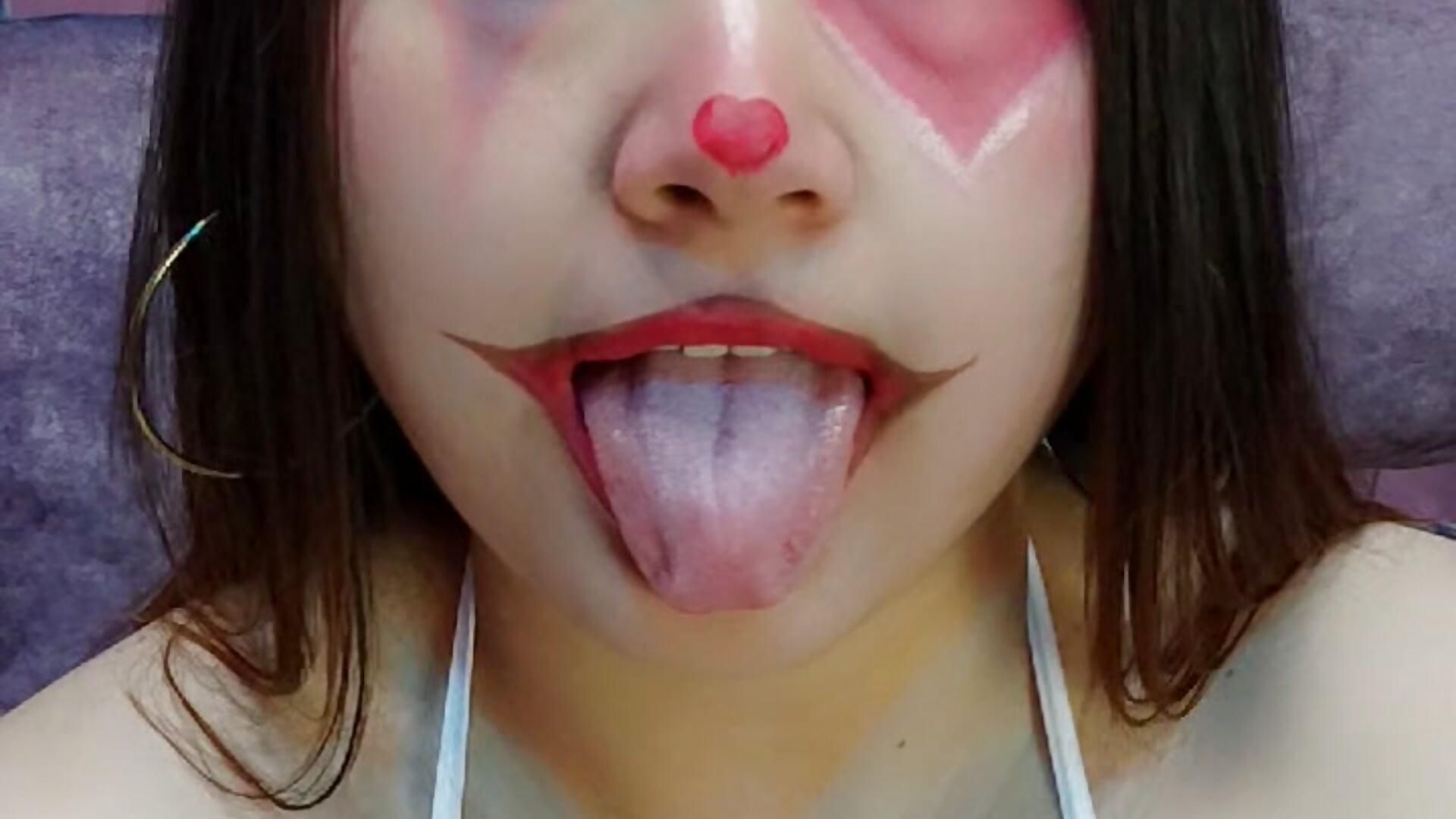 Halloween 🎃 - video by miaharvey_69 cam model