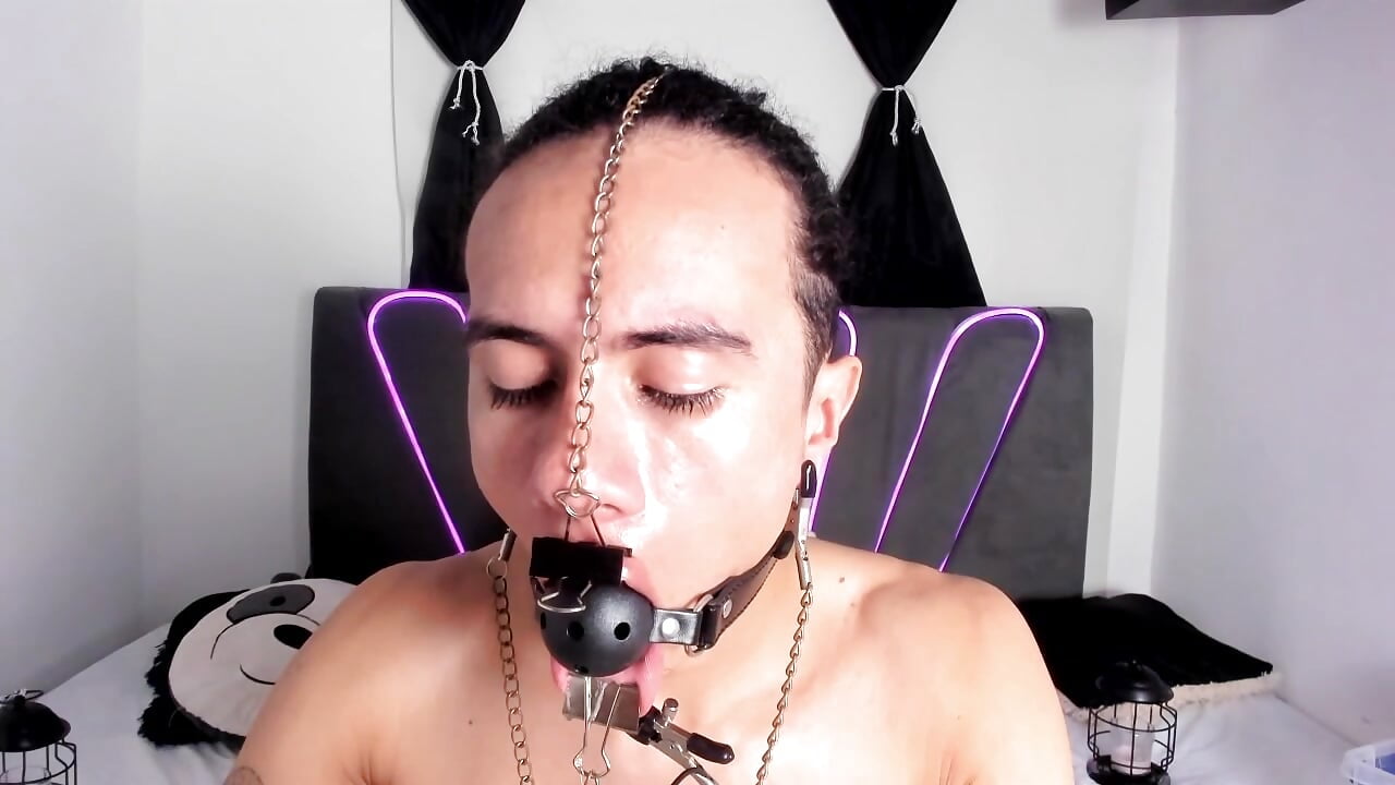 BDSM - video by zadders_yb cam model