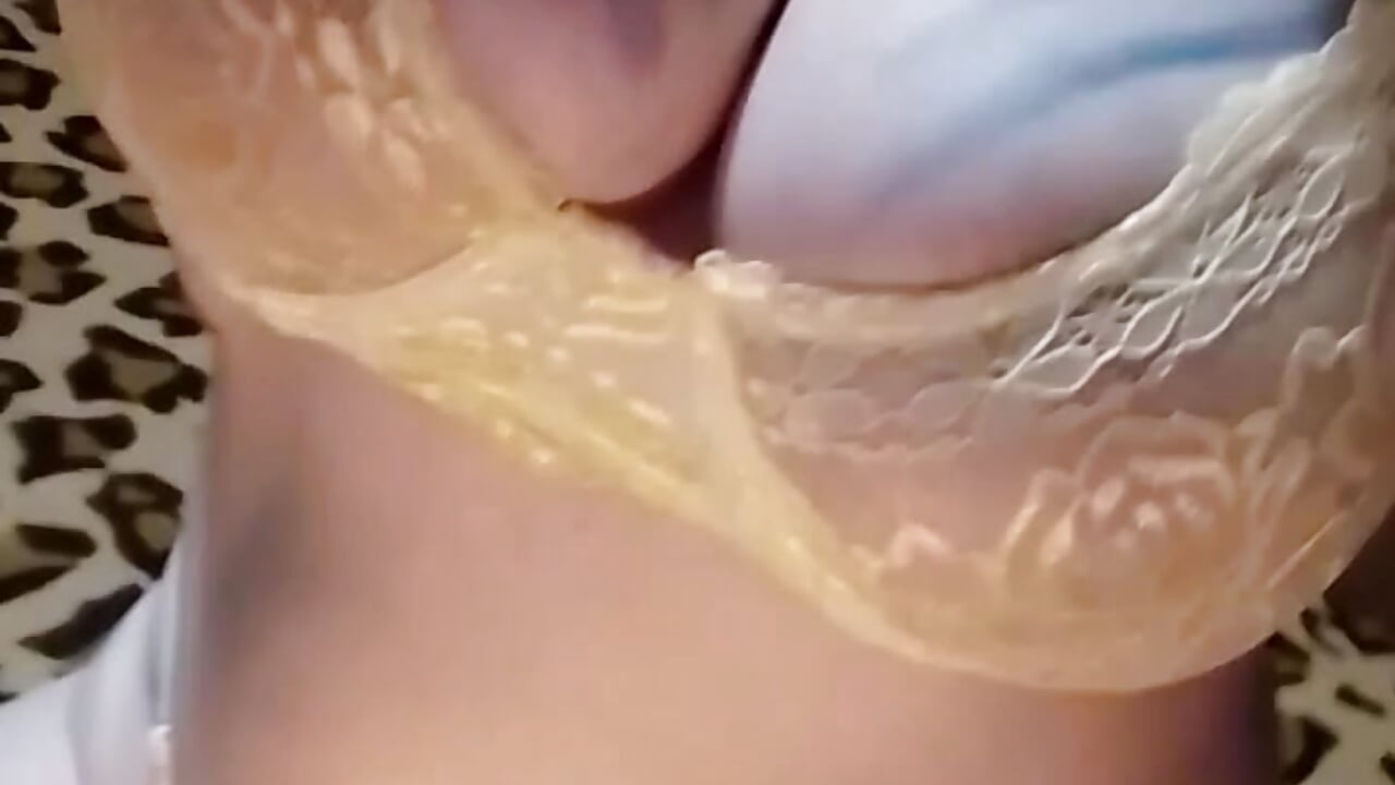 En mis servicios, te espera TODO esto bb... - video av bellarubia