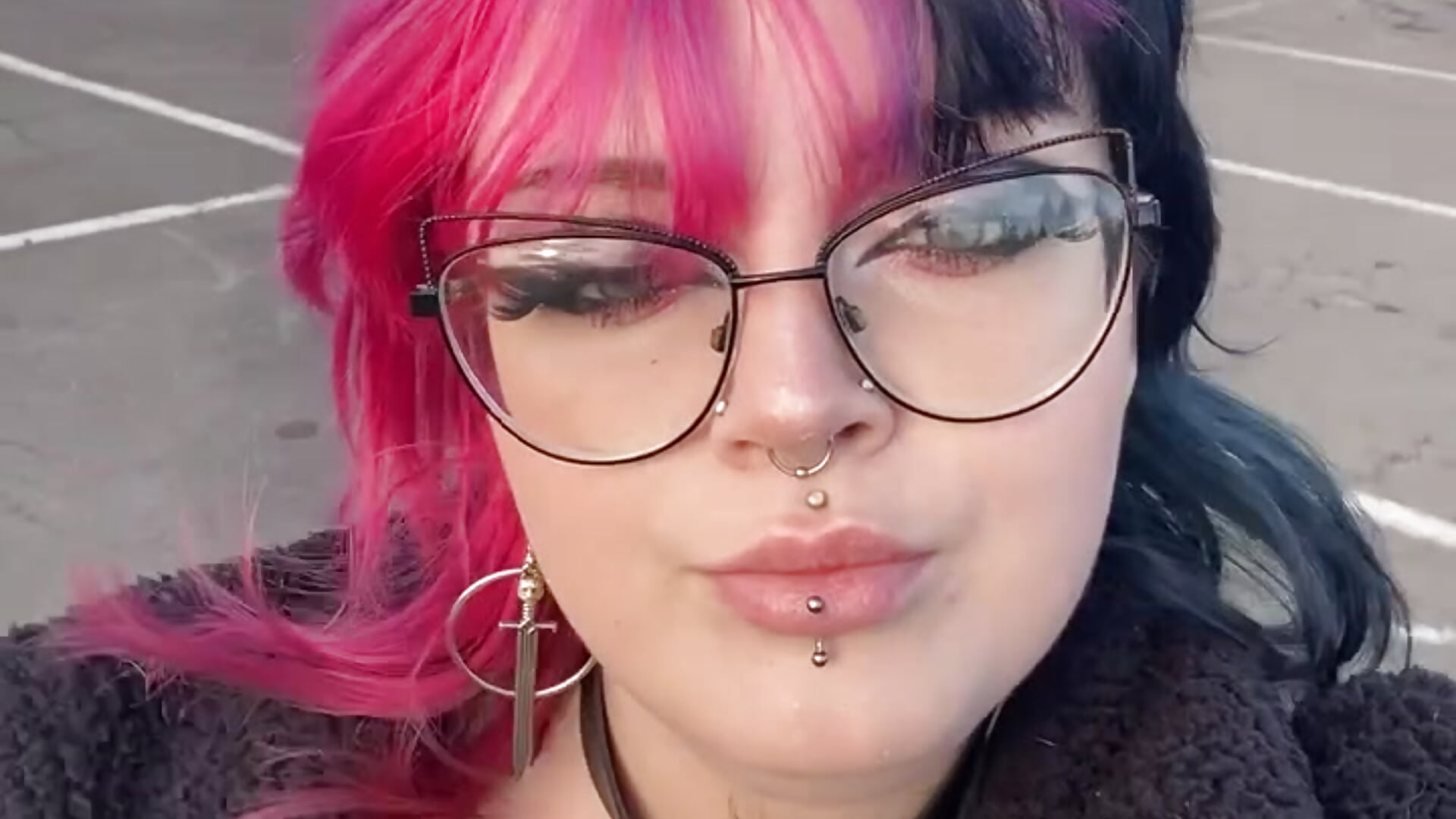 filtered-A0BCC529-217D-46B3-938E-C64F776AA88B - video by mercy666 cam model