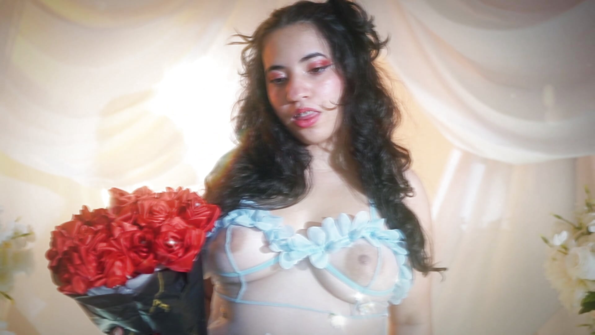 Happy Valentine's Day 💕🌹🔥 — filmik Nicol_Chang, modela(-lki) na kamerkach