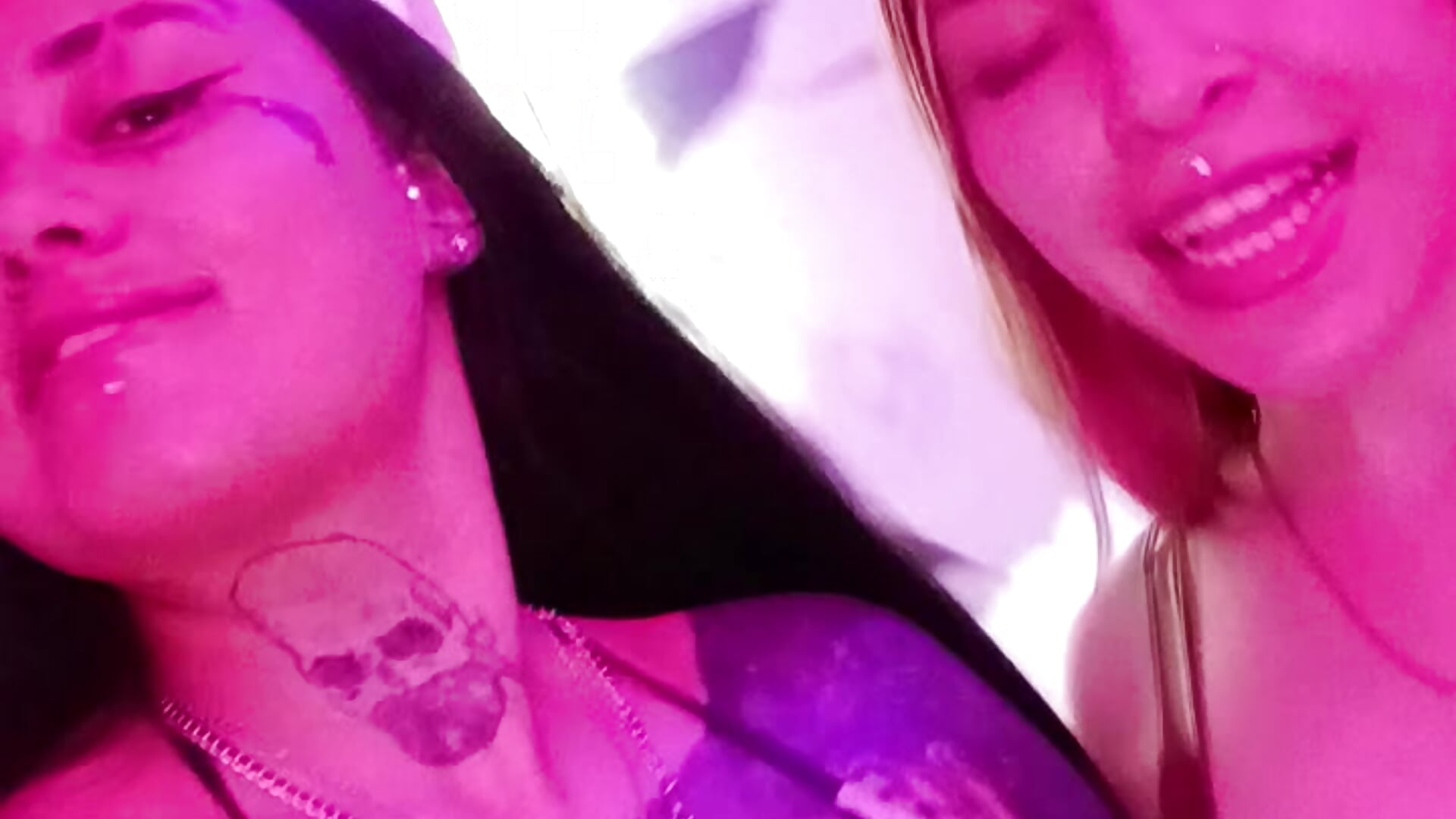 Happy new year! ✨ - video by LesboNaughty_ cam model