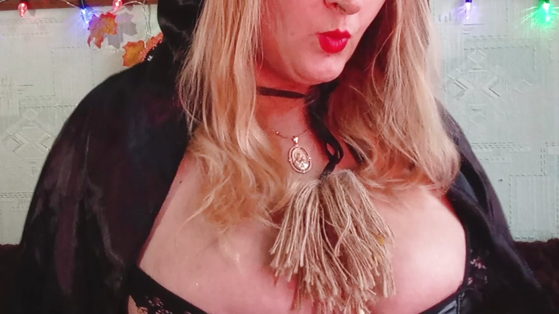 Helloween 🎃🍂🍁 - video by XHelenaX90 cam model