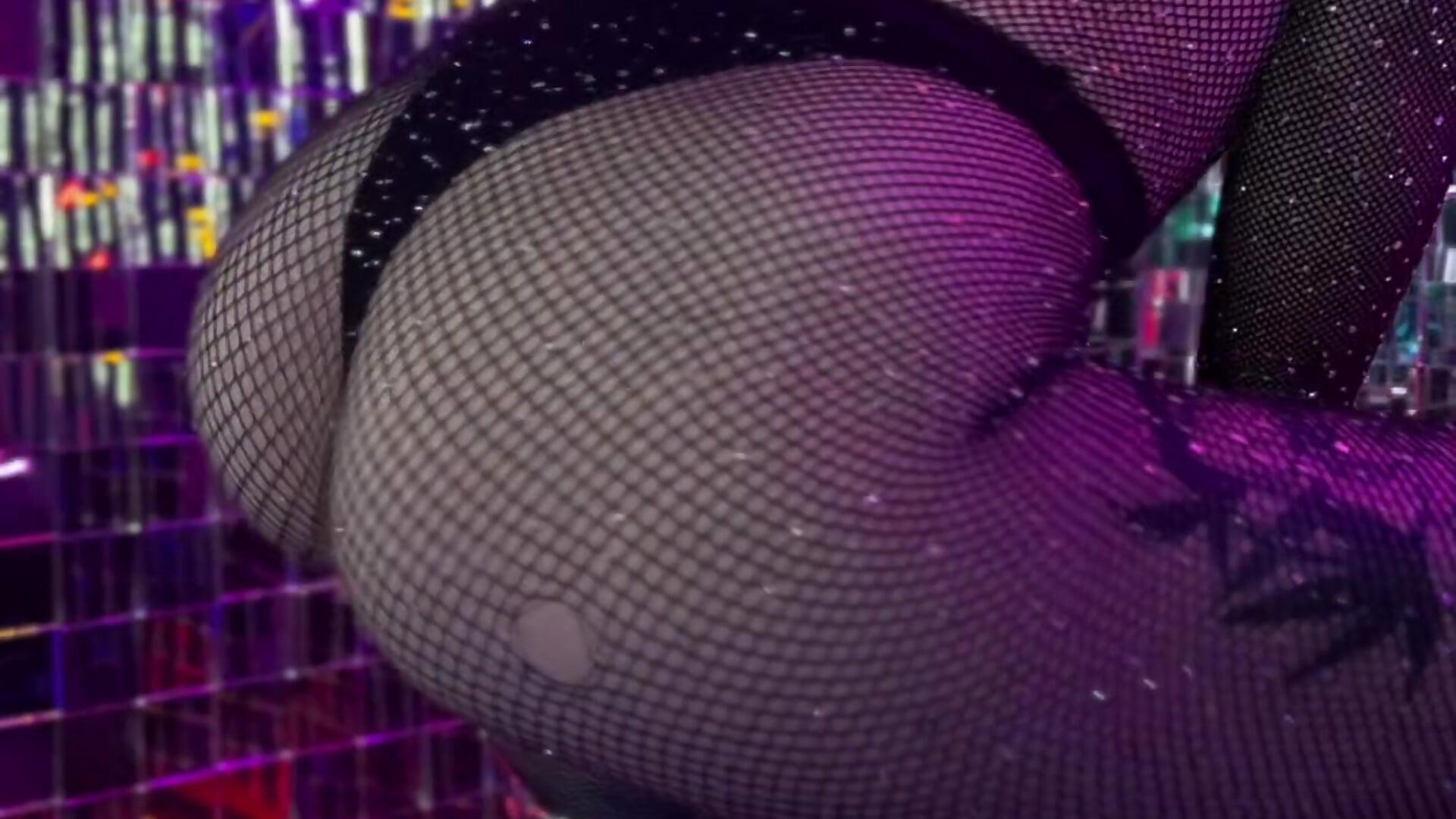 time for twerk ;) - video by bigJuicyPussy cam model