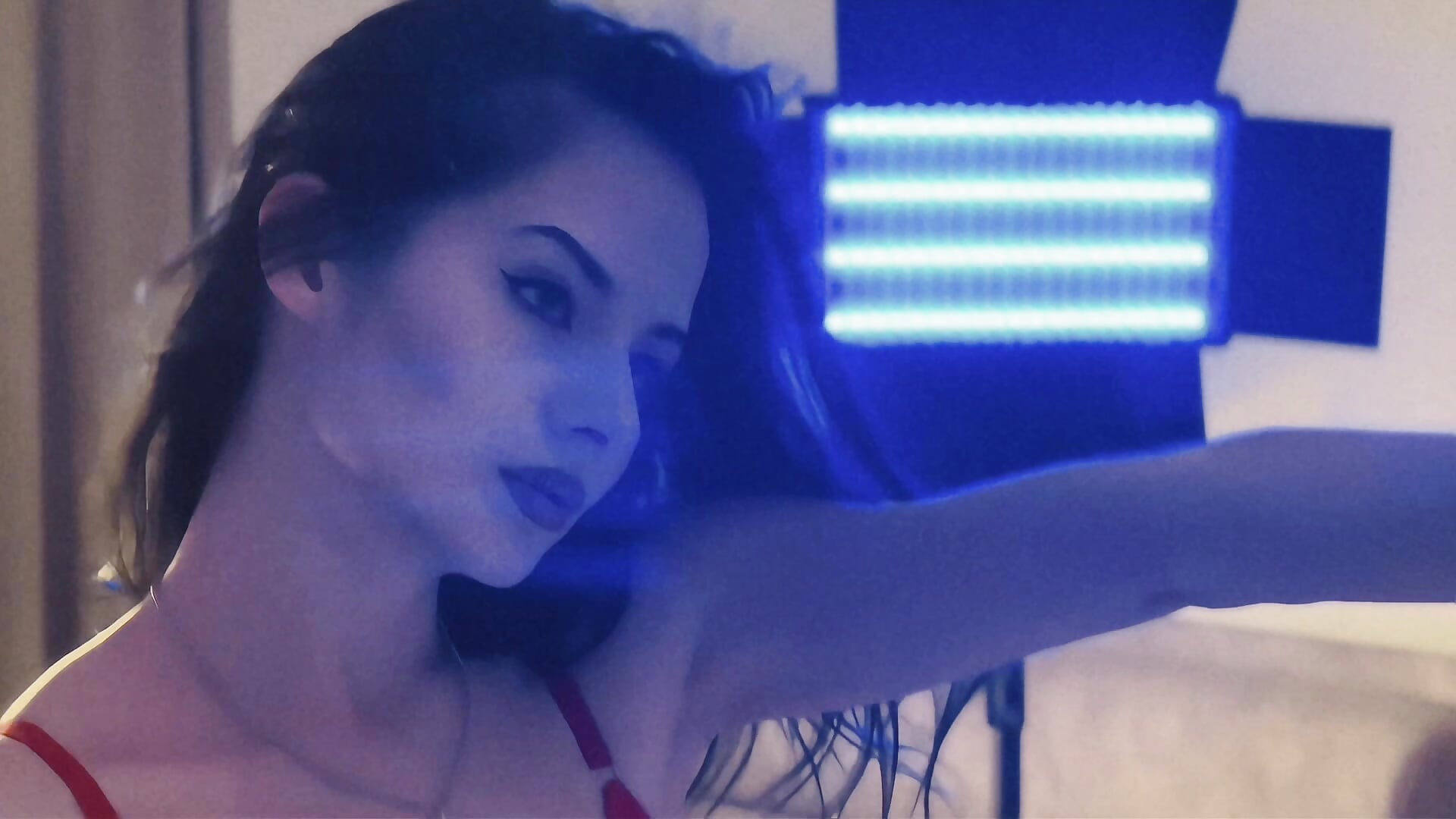 The coquette 😈－カメラキャストのbigJuicyPussyの動画