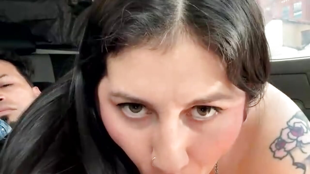 Blowjob in the car 🚗 💦