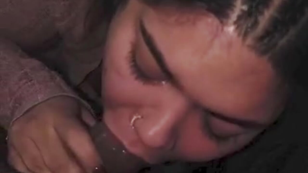 Choking on a big black cock 😋😼 - βίντεο μοντέλου Vale_Walker