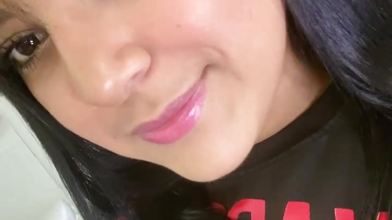 kisss - video by aurora_tziu cam model