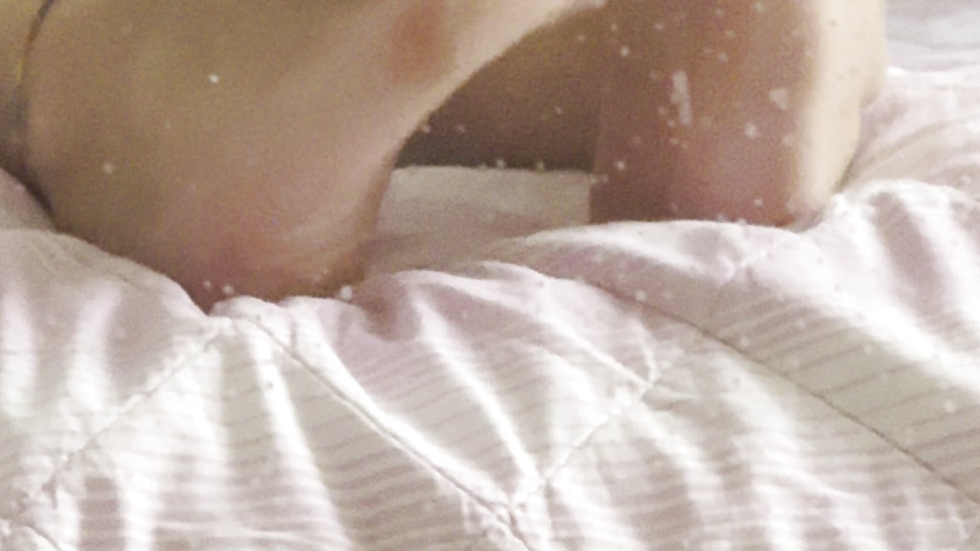 Piedini morbidi… lo so che vuoi venirci sopra 💦 FEET - vídeo de la modelo de cam amalia202555