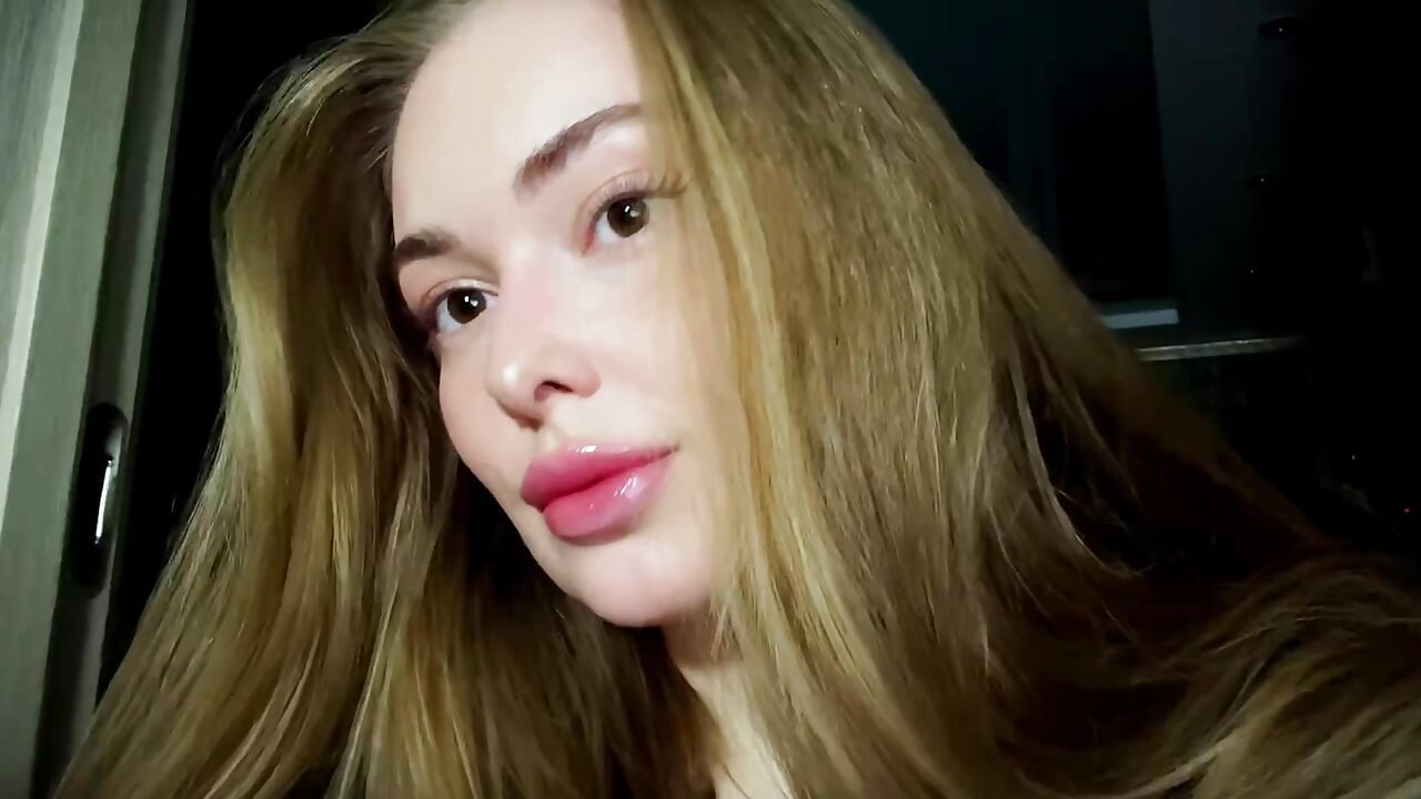 🥰 - DeniMilkyyyyy adlı kamera modelinin videosu