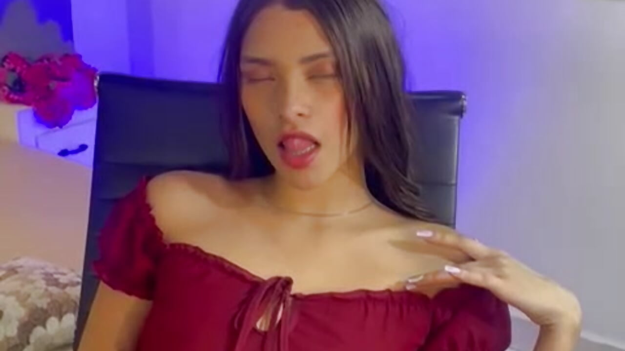 hi love, hru? - video của người mẫu cam Hannacooper3