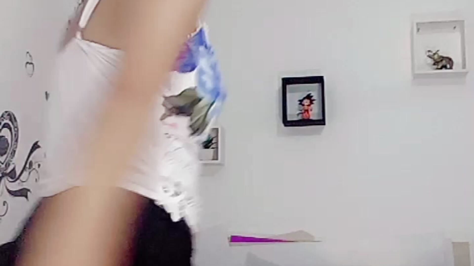 1000040525 - anastasia_tuya主播的视频