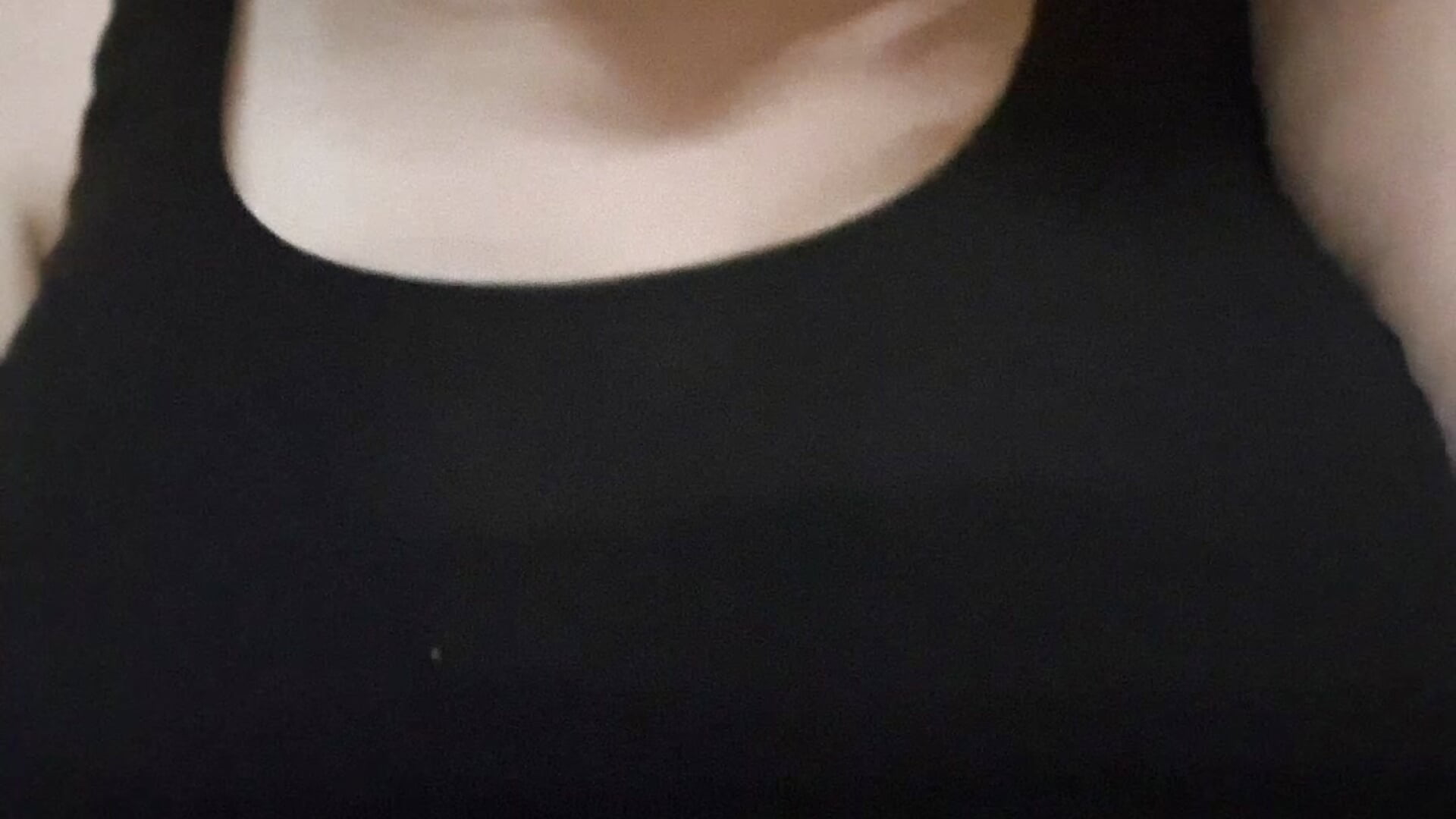 1000006545 - video by queenpeaches121 cam model