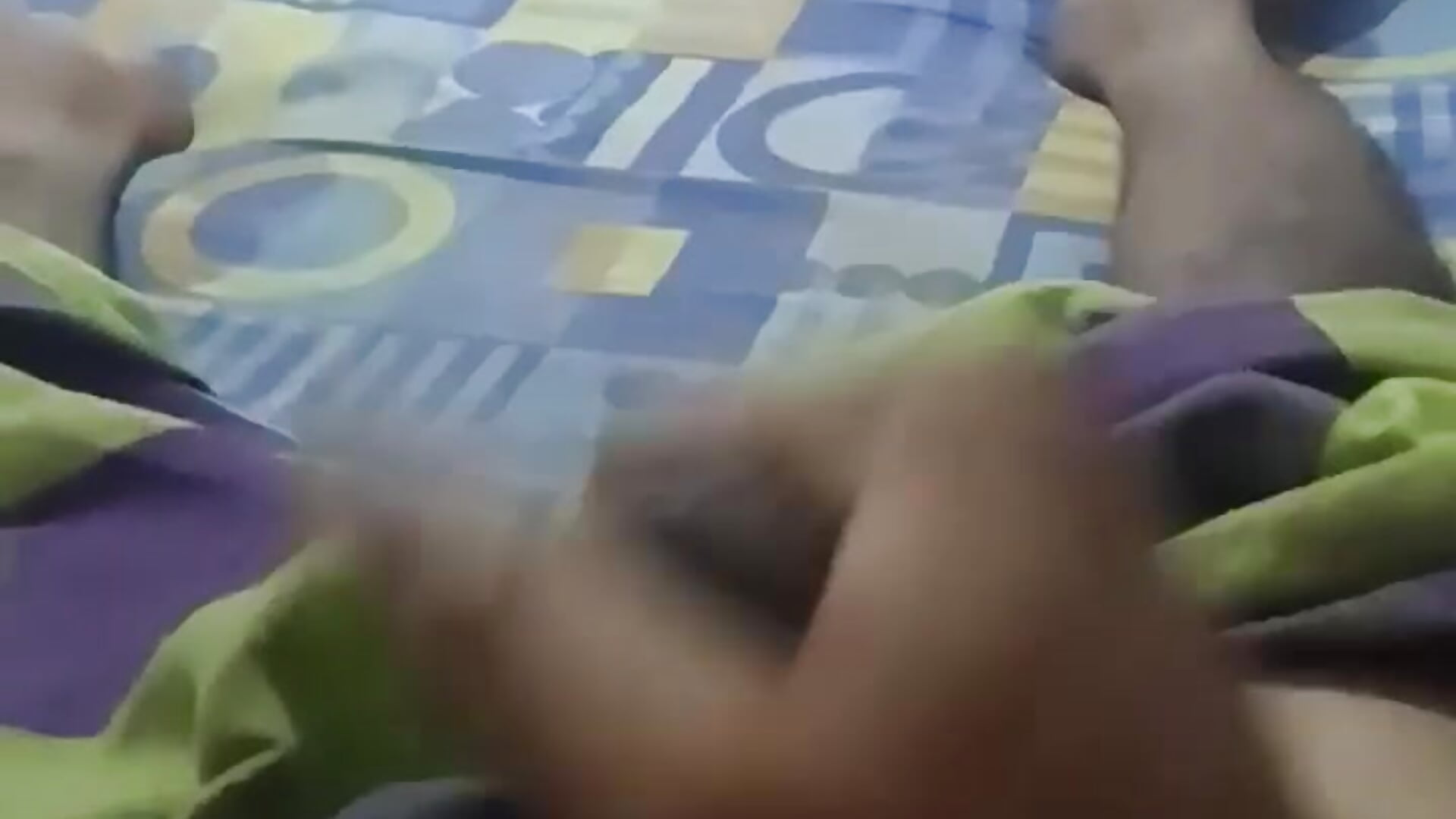 Hand shake - video by Hornydickheadsingle cam model