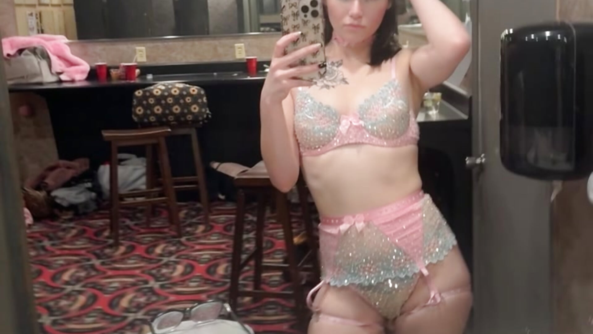 💕 - video by Riley_ray69 cam model