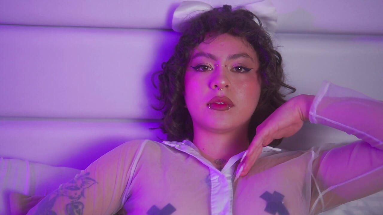 Athenea－カメラキャストのAtheneaCrossの動画