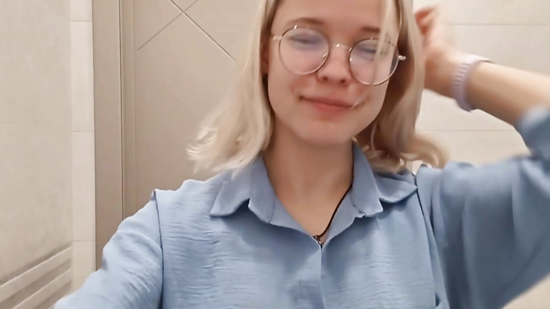 Don't believe the tears, it'll all come back. - video by EdaKirkIin cam model