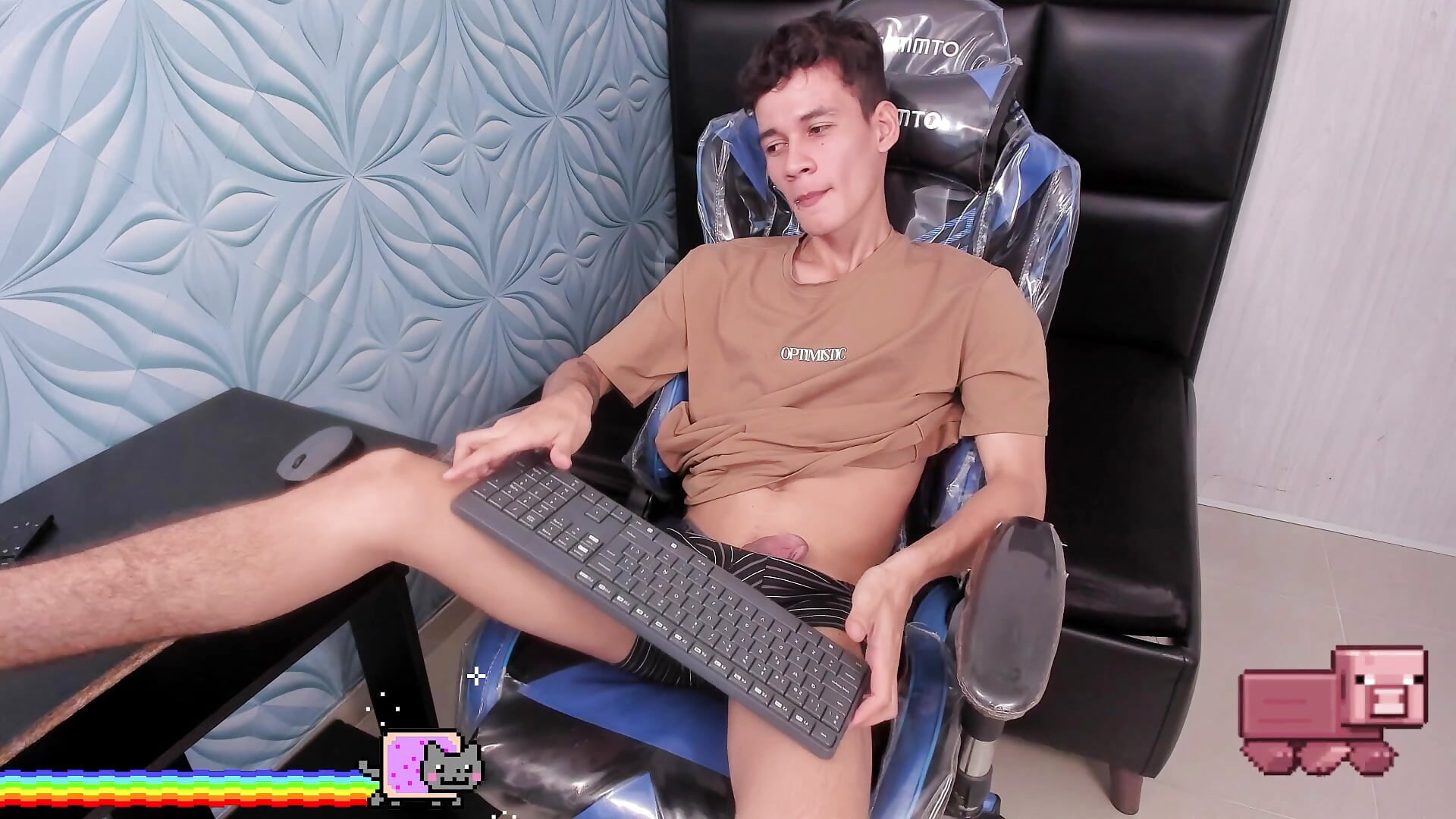 Enjoy me ✨ - video by LittleMax23 cam model