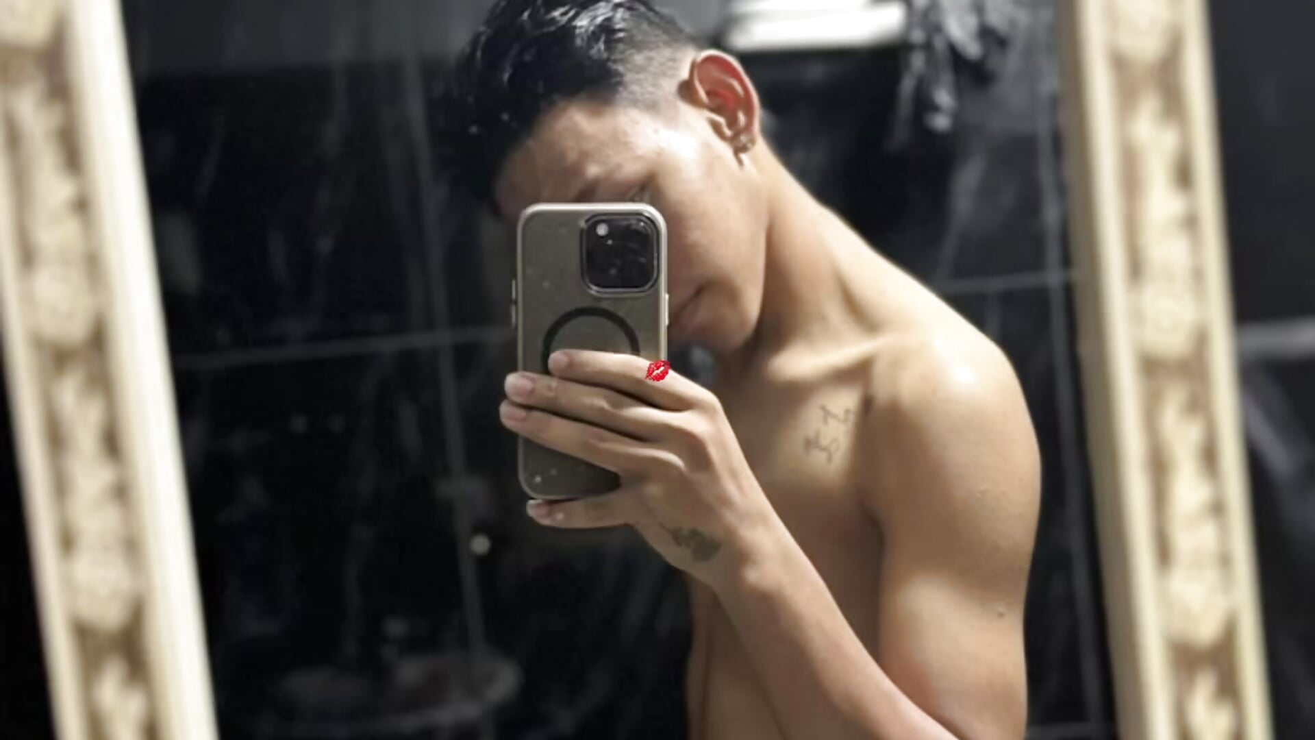 copy_91B79F2E-C1B9-41C5-8913-573D7E6A661A - video by bl2y cam model