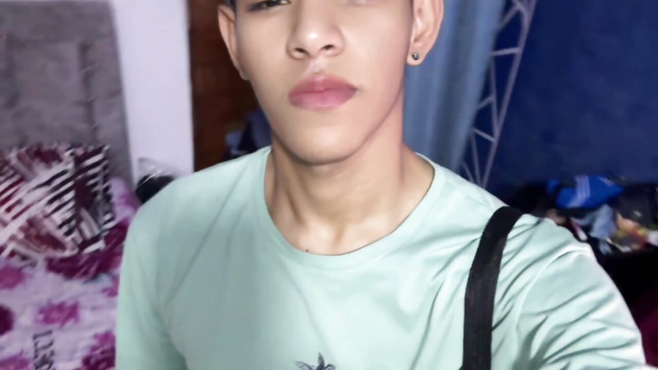 profile-intro-video-1752784877 - video by bl2y cam model