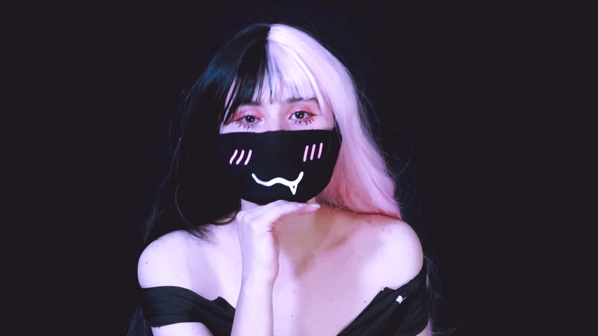 Bienvenidoooos - video của người mẫu cam Pobechita