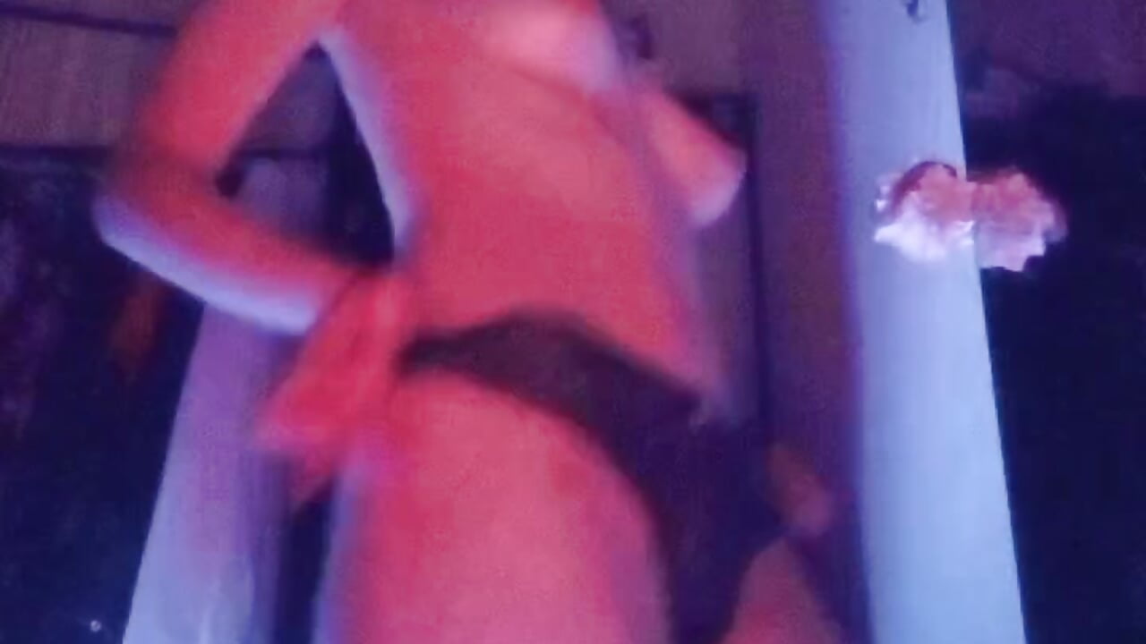 Hot Emmy - video by SamathaCarlsley cam model