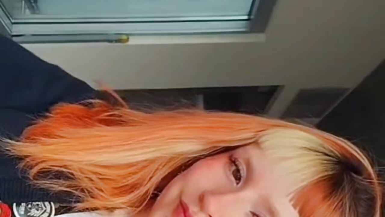 ✈🛫 - video by Mollycb cam model