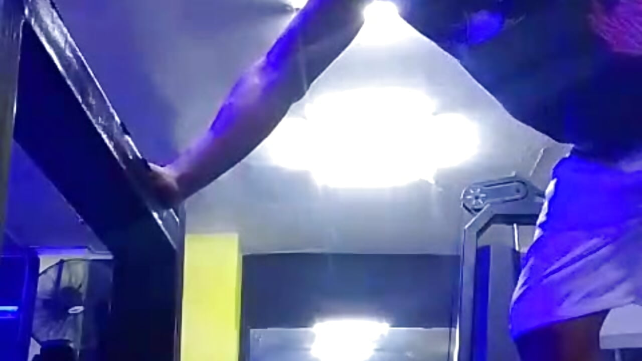 gym - vidéo du modèle de showcams tyler_twink_boy