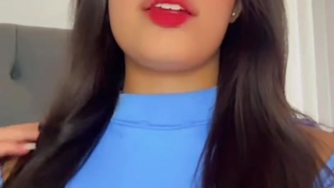 Hey! Go play Now - video by VictoriaParkeer cam model