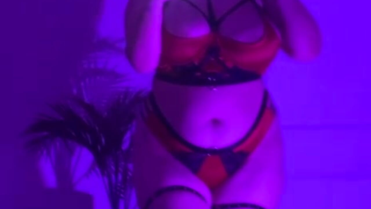 ☀️ - video by boobzilla_ cam model