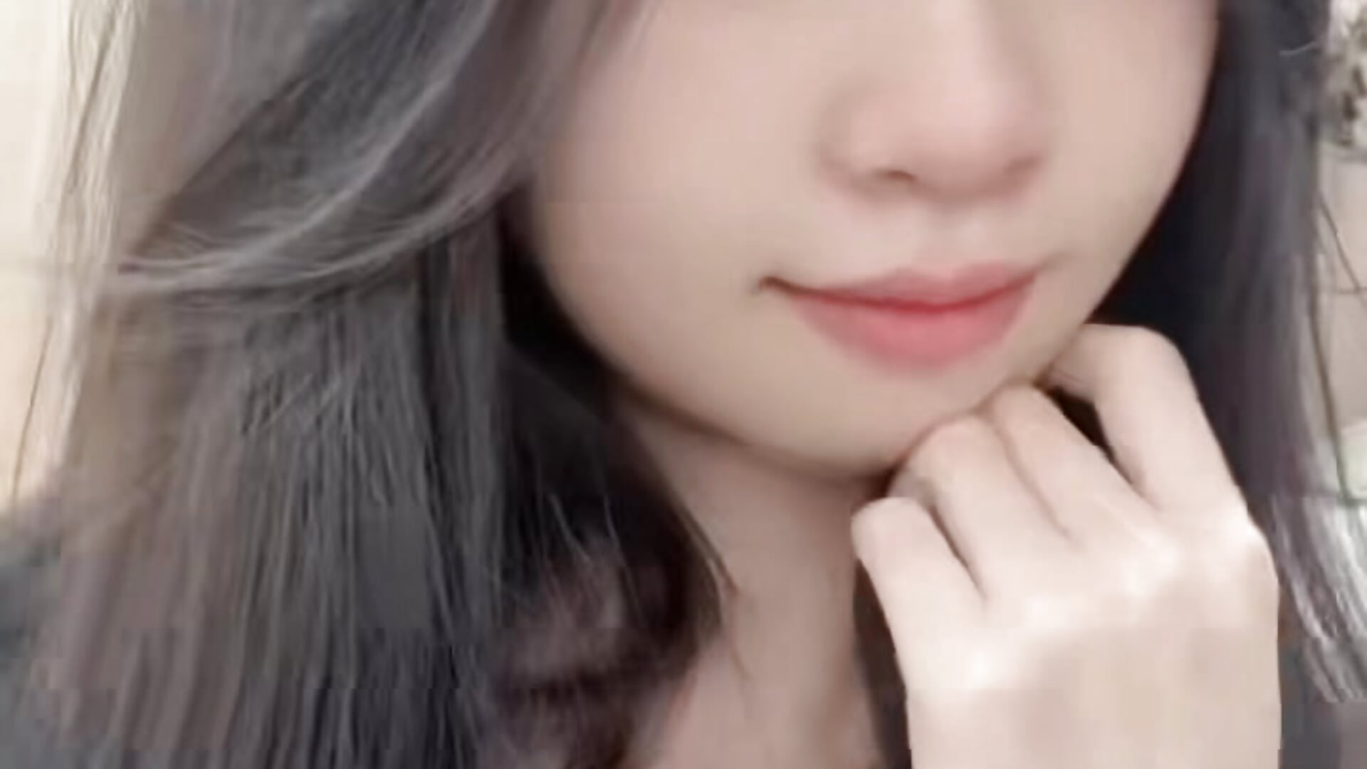 390168586