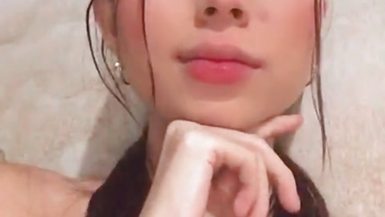 😋 I would love to be a genius to appear by your side with a PUF 💥 - Cloedurant 캠 모델의 동영상