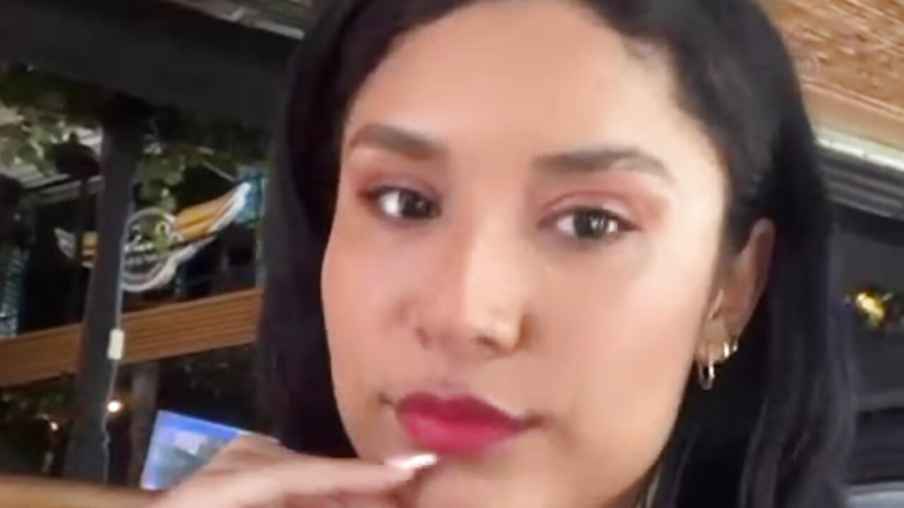 Kiss😘 - video van karla-ruiz cam-model