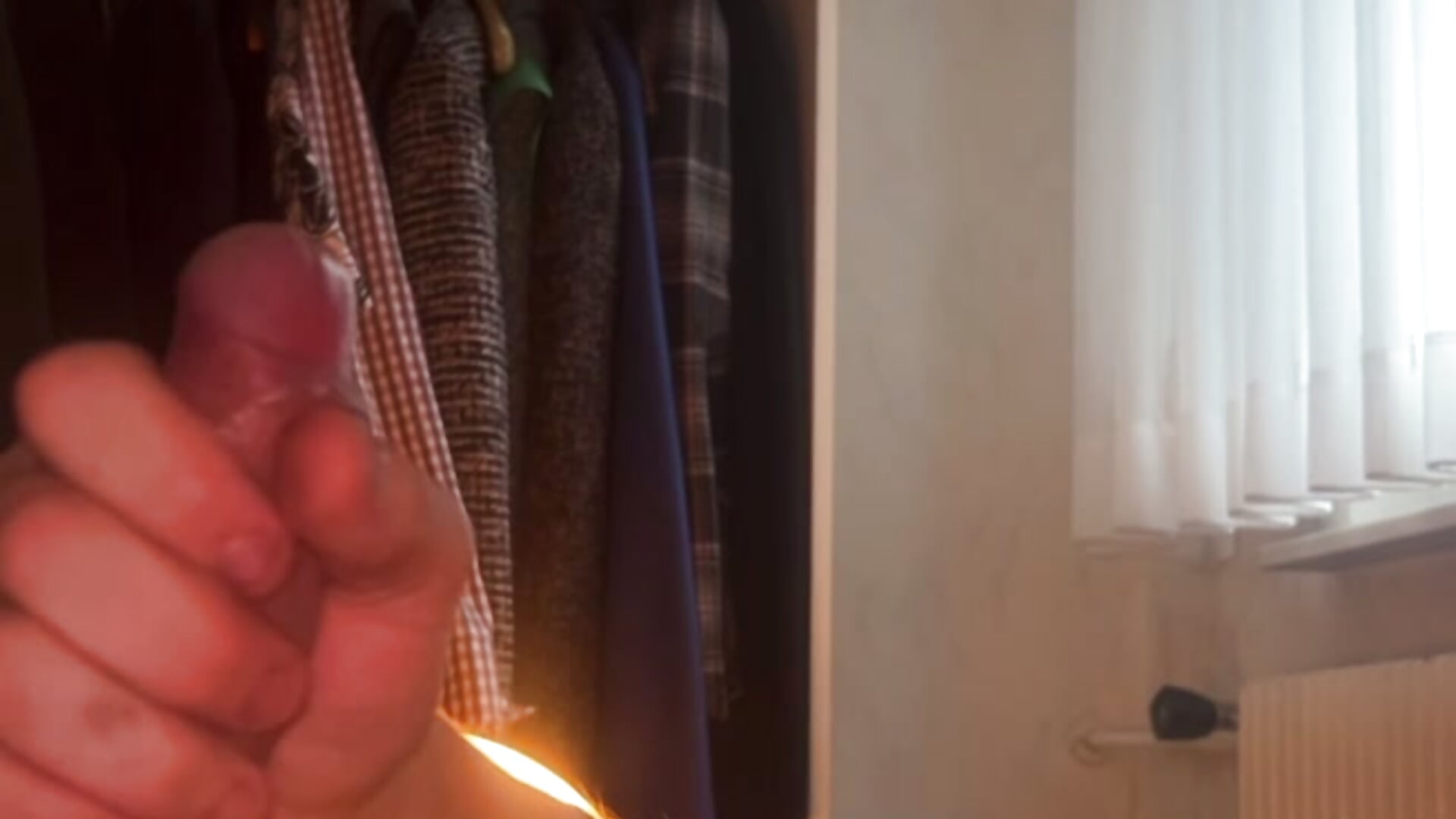 Big Cumshot spritzen 18yo - ক্যাম মডেল tomdeluxxe-এর ভিডিও