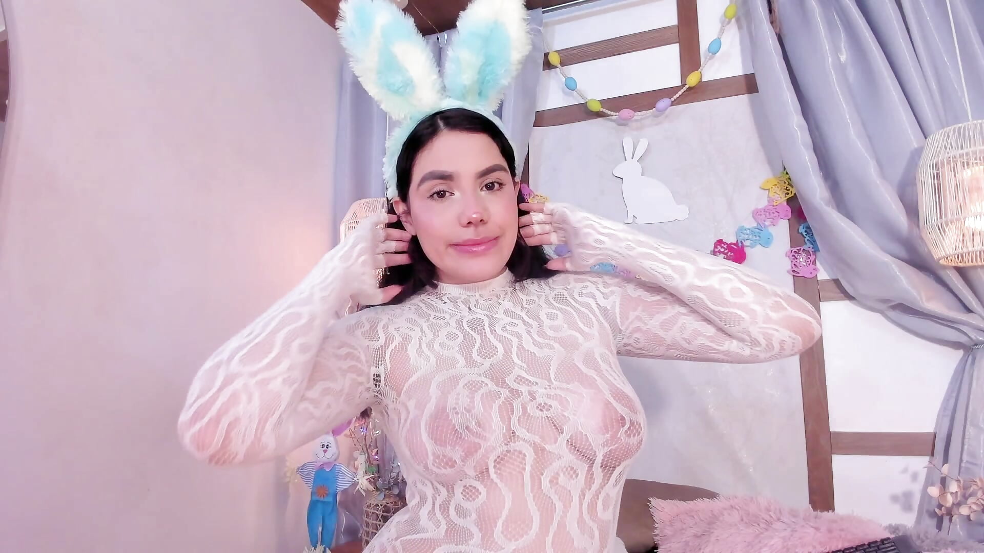 🐰 Ready to celebrate Easter! 🥕 - video av RenataLeclair cam-modell