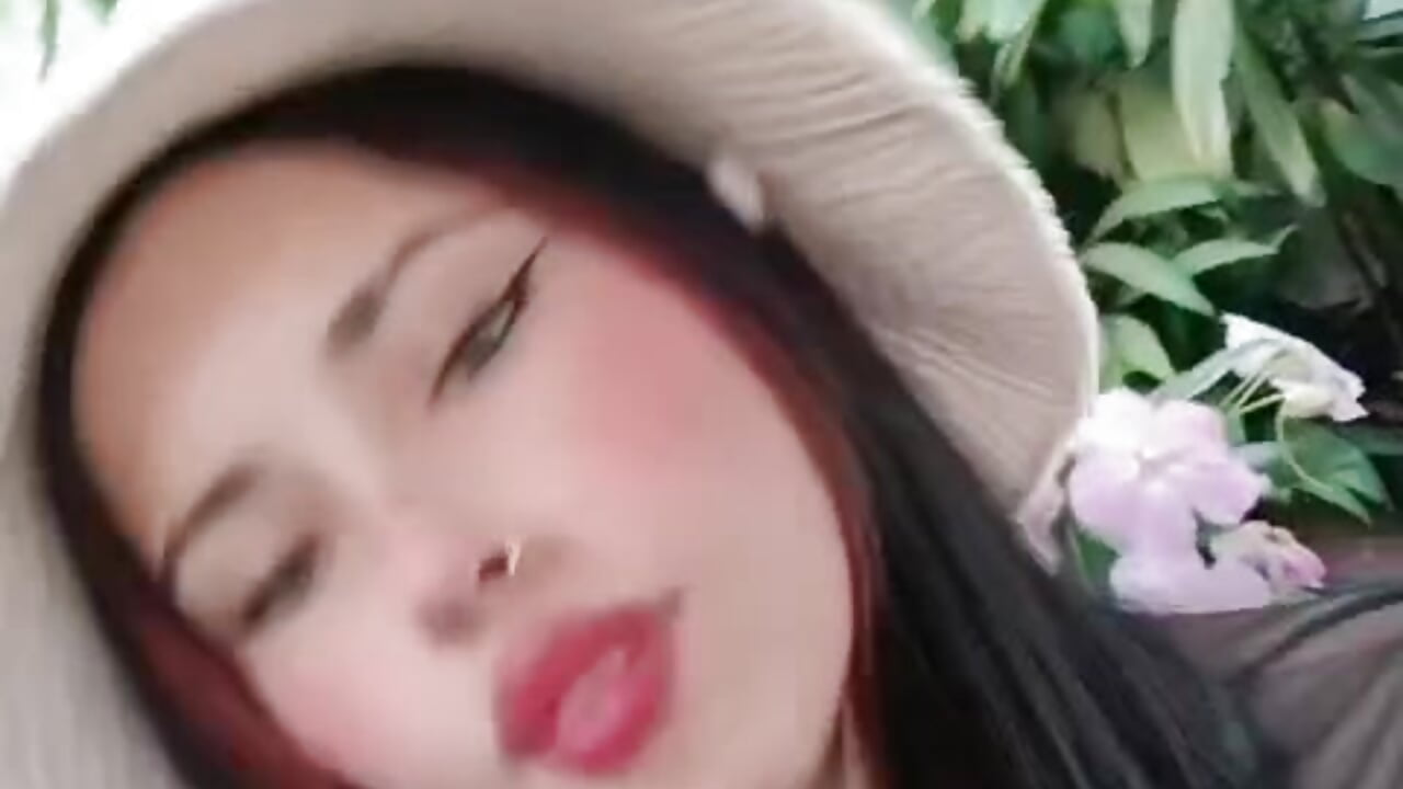 WhatsApp Video 2025-07-19 at 5,43,48 PM - Vídeo de Ela_Salvatore, modelo de vídeos