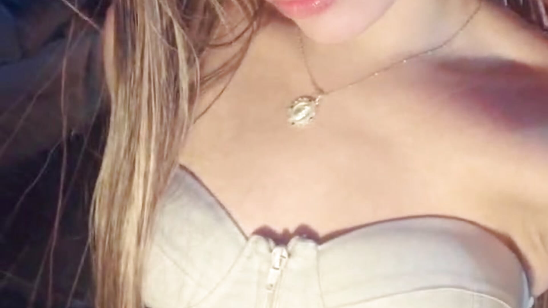 The desire begins with a look. ❤ - βίντεο μοντέλου eimy_jones_