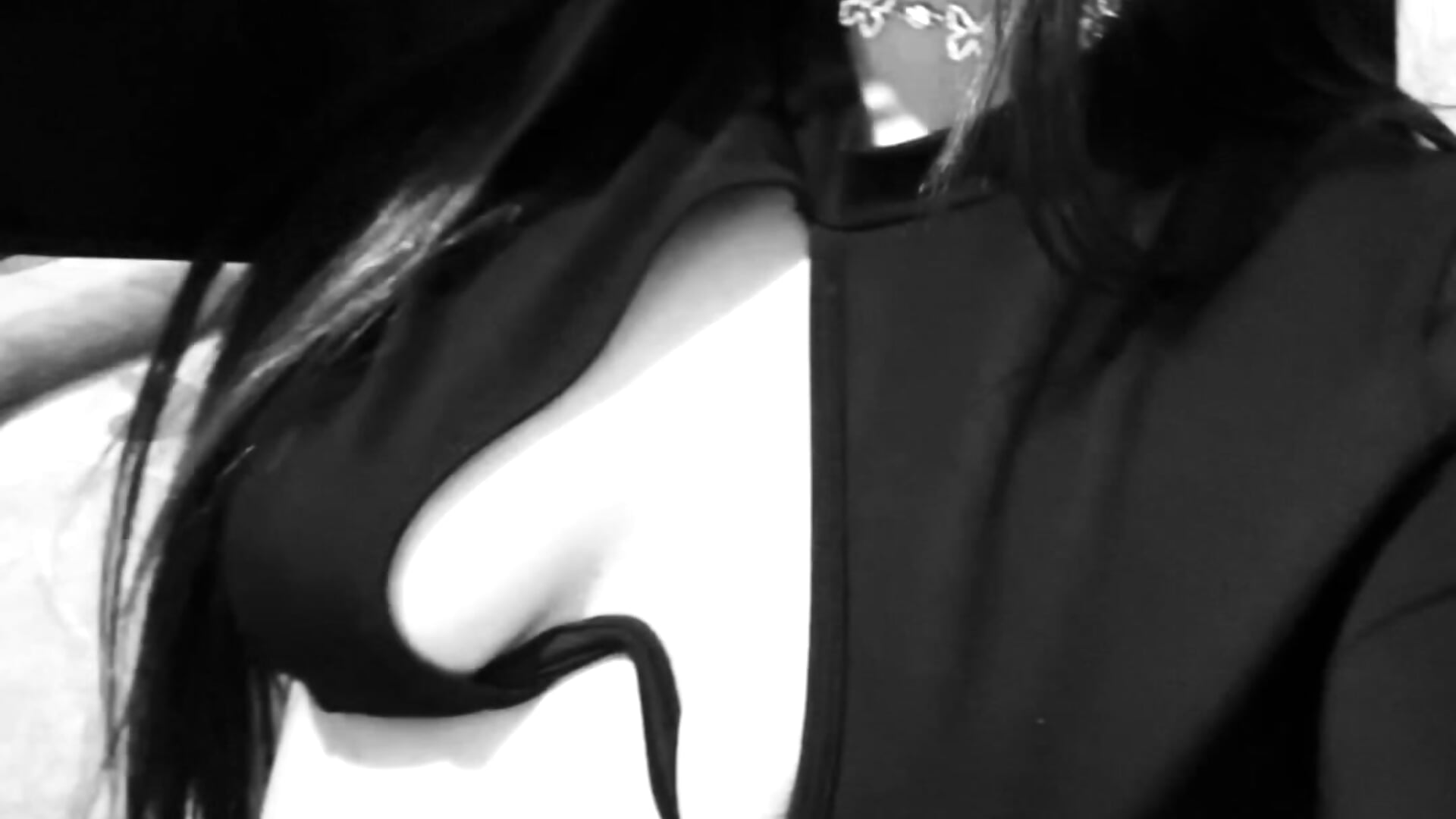 🖤 - video by bunny_cu cam model
