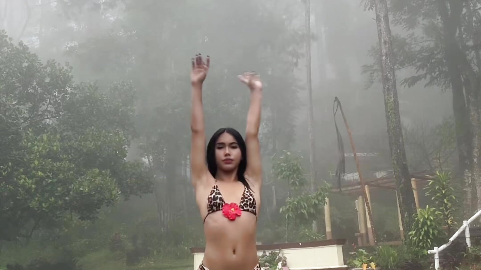Hottnest in cold weather 🥵 - video của người mẫu cam AiraSy_69