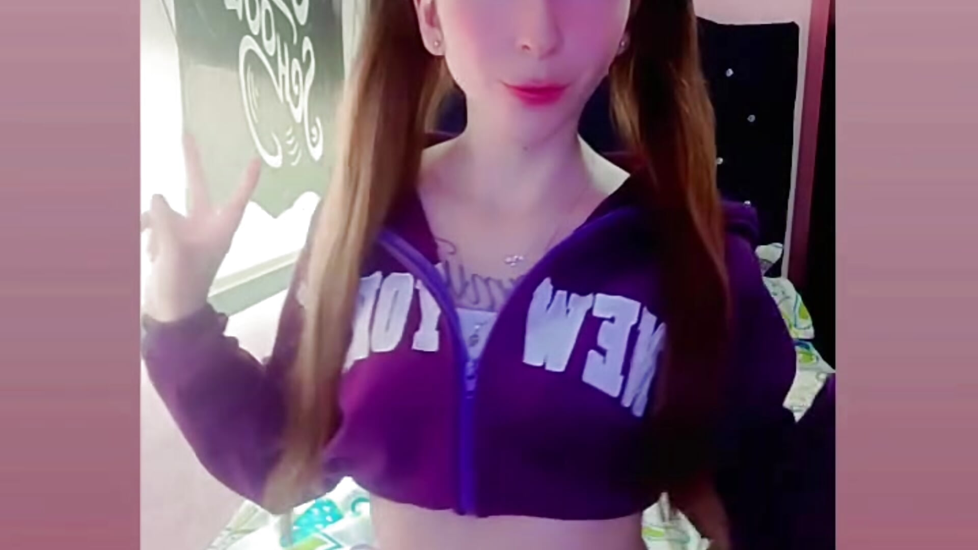 1000323369 - video by Sophiespenser cam model