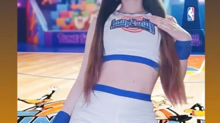 Lola bonny costume - video di Sophiespenser modella di cam