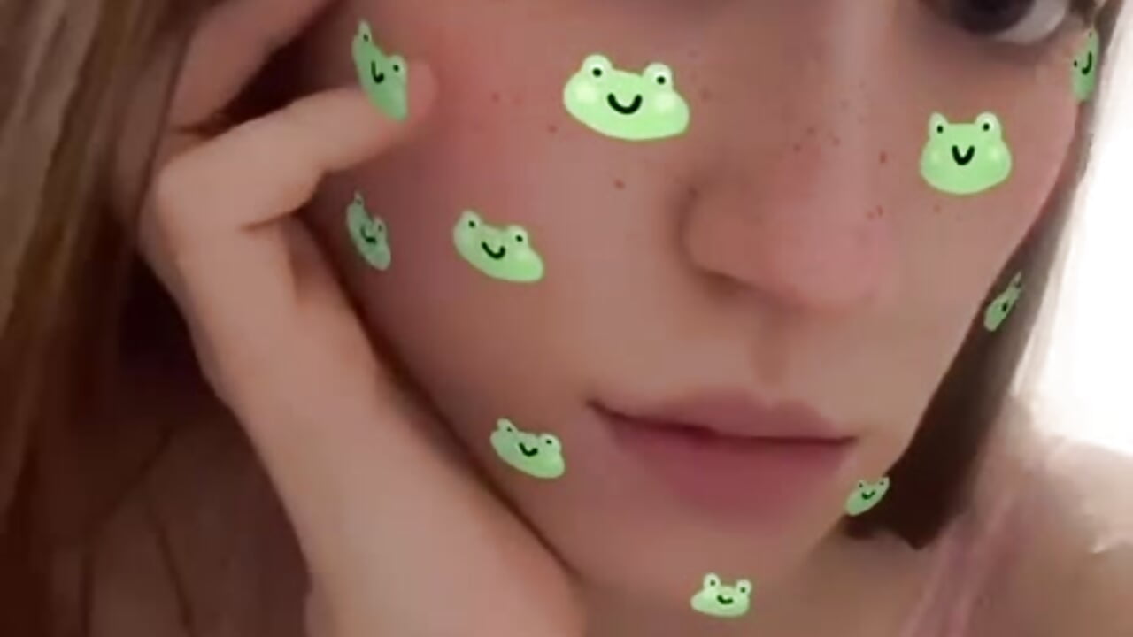 embarrassed😅 - video by -Seava cam model