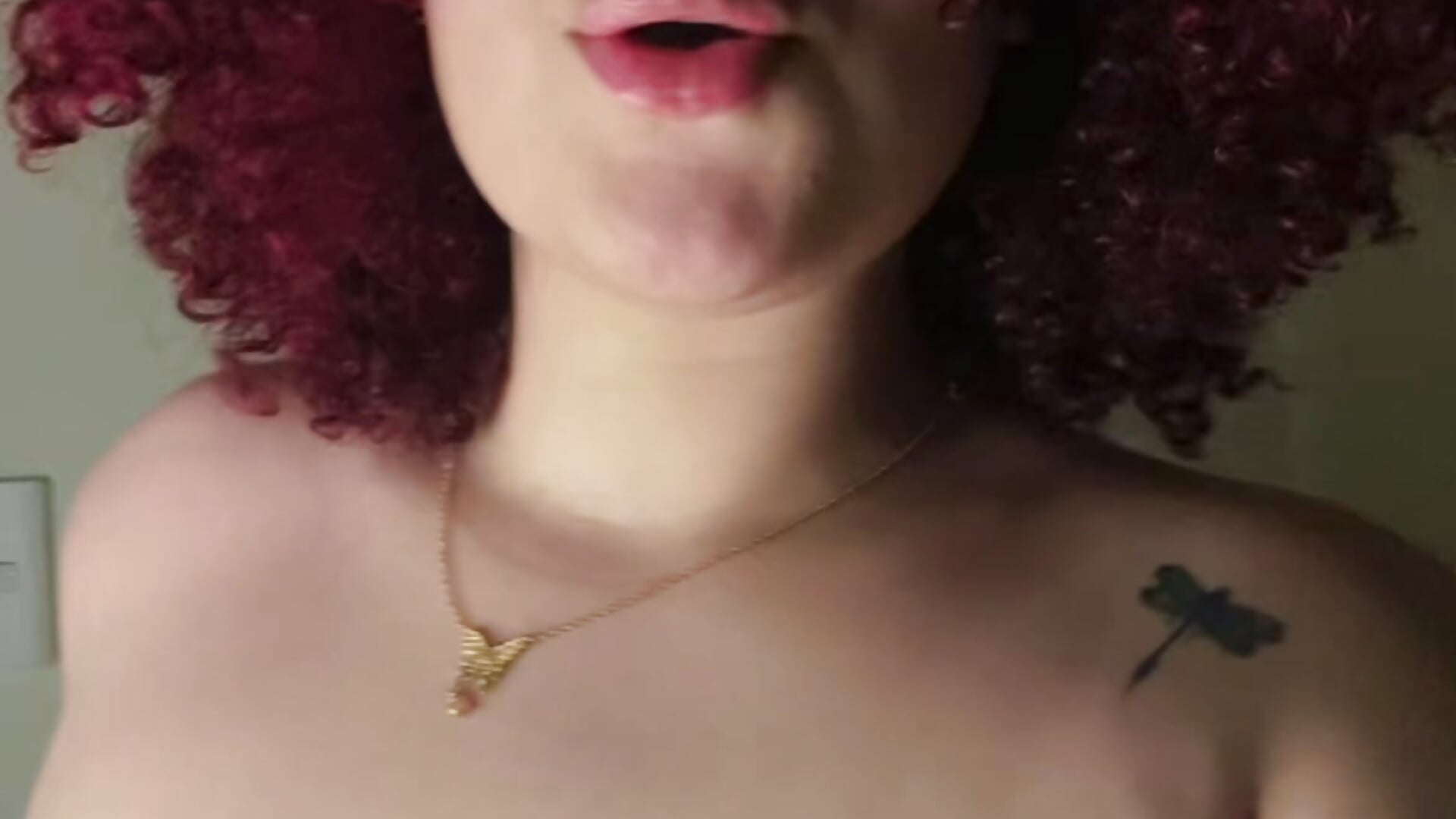 😏 - vídeo de la modelo de cam Leyah__