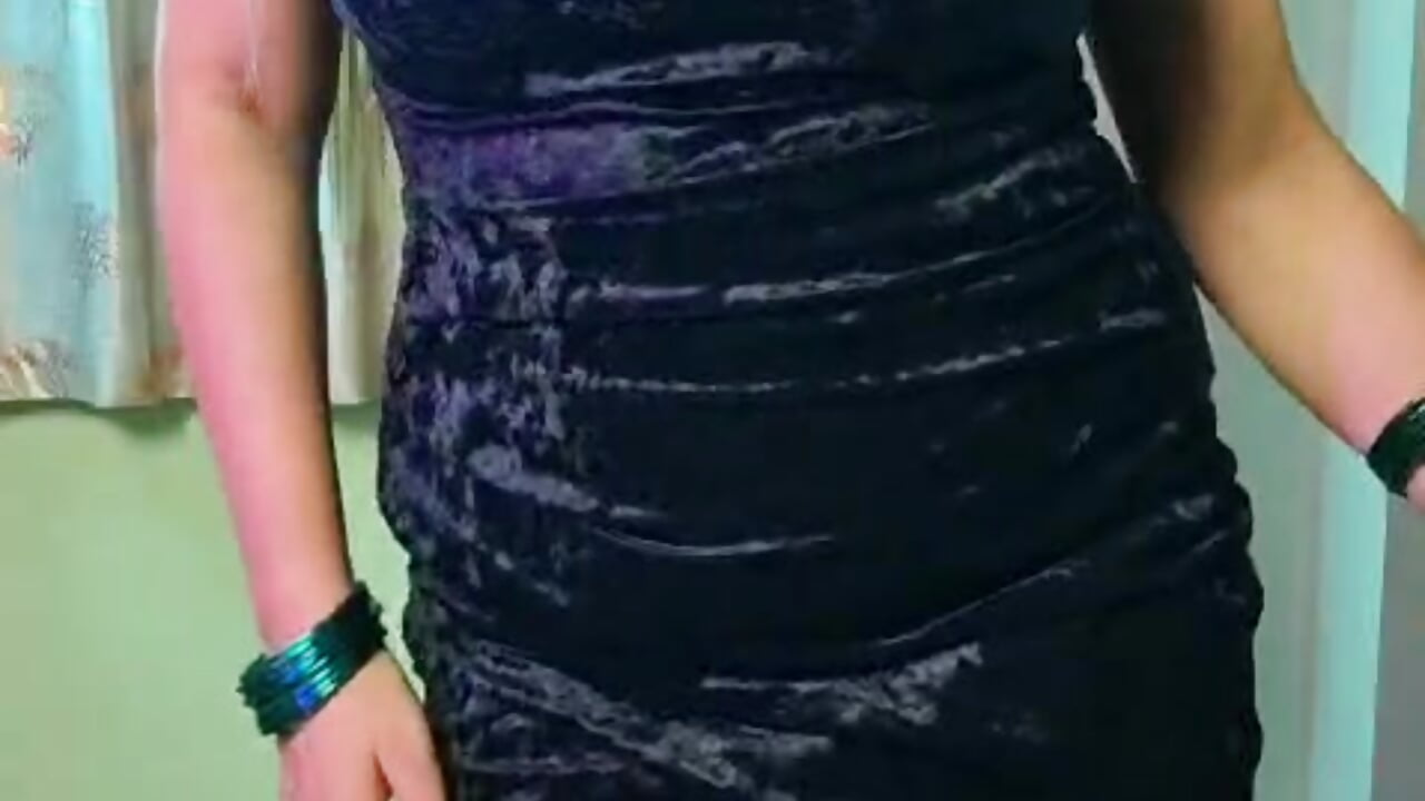 Hot 🔥 dance - video by Cute__Lisa cam model