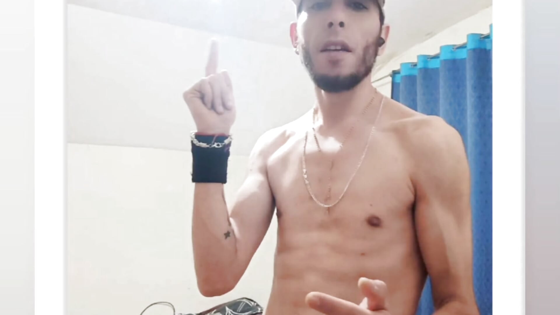 On fire x siempre ❤️‍🔥😈💯🌏 - vídeo de ConedFinance modelo de câmara